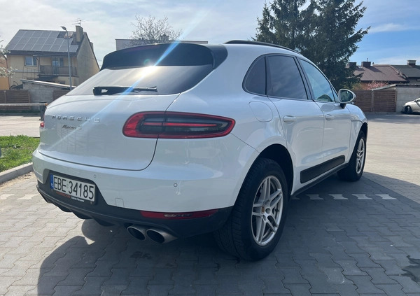 Porsche Macan cena 135000 przebieg: 121000, rok produkcji 2015 z Bełchatów małe 191